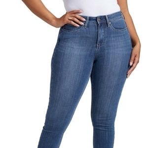 NYDJ BNWT Plus sized Denim New women Curves 360